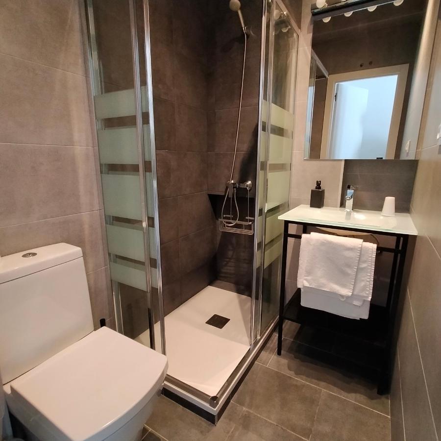 Room Pride Μαδρίτη Εξωτερικό φωτογραφία